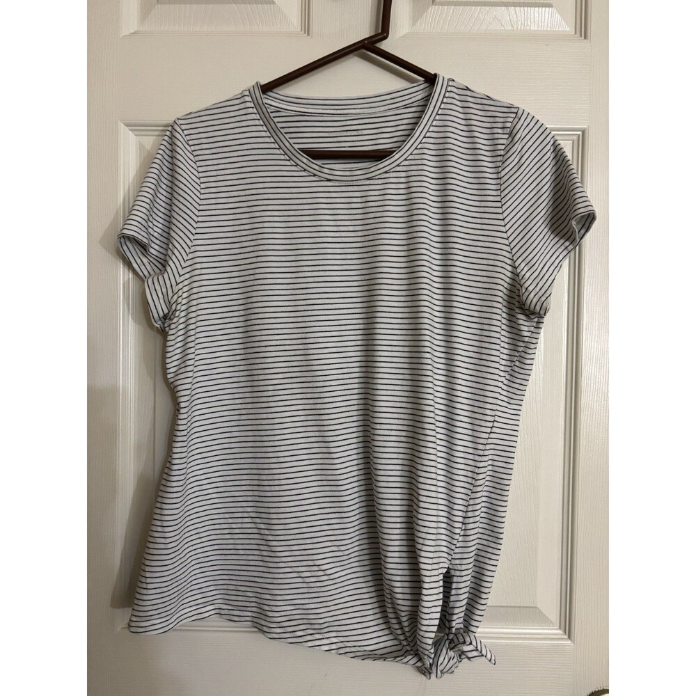 Banana Republic Woman’s  Blue & White Striped T-Shirt Ties At Waist Size Medium - Picture 6 of 12